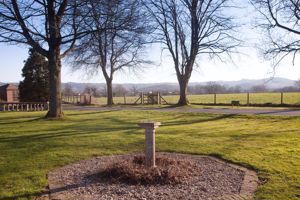 Communal Grounds- click for photo gallery